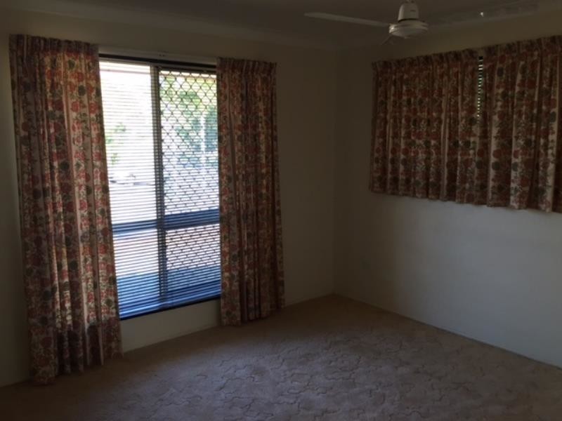 16 Peppermint Drive, Kawana QLD 4701
